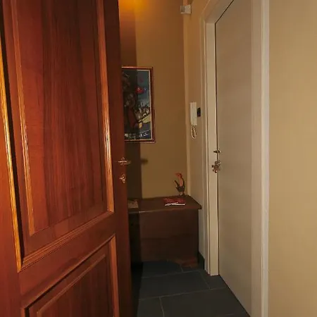 L'adret Guest house Gressan