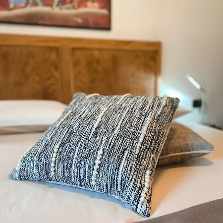 L'adret Πανσιόν 4*
